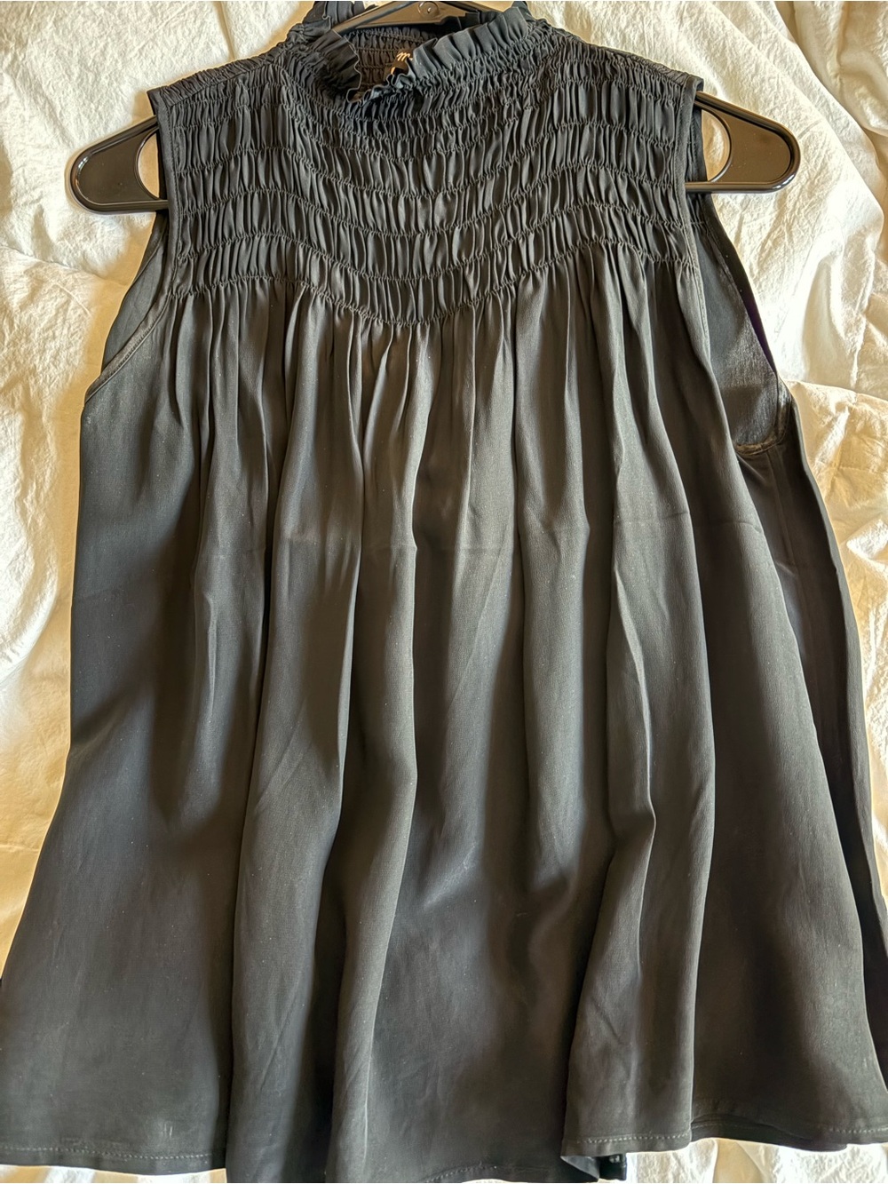 Madewell sleeveless swing style top